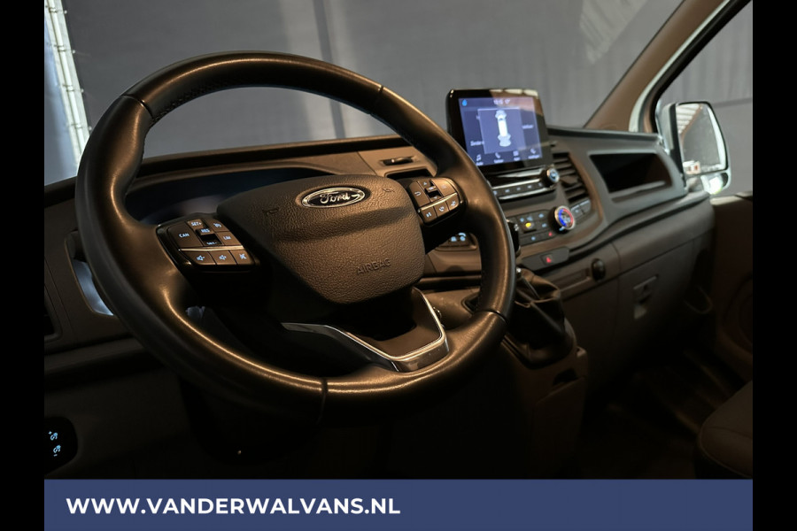 Ford Transit Custom 2.0 TDCI 131pk L2H1 Euro6 Airco | Stoelverwarming | Multimedia Scherm | 2800kg trekvermogen Cruisecontrol, Parkeersensoren, Bijrijdersbank, verwarmde voorruit