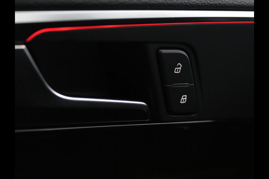 Audi A4 Avant 1.4 TFSI Sport S line black edition | Sfeerverlichting | Automaat | Navi | Cruise Control | Leder | LMV 19 |