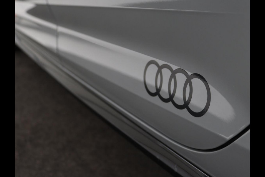Audi A4 Avant 1.4 TFSI Sport S line black edition | Sfeerverlichting | Automaat | Navi | Cruise Control | Leder | LMV 19 |