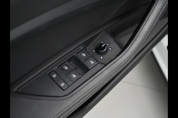 Audi e-tron e-tron 55 quattro advanced 95 kWh Navigatie Leder Camera Stoelverwarming 42