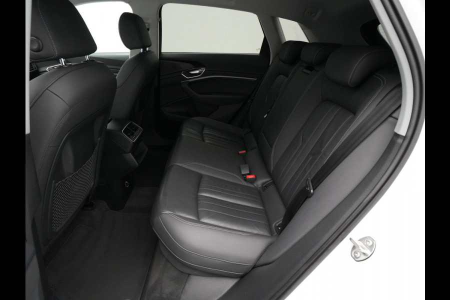 Audi e-tron e-tron 55 quattro advanced 95 kWh Navigatie Leder Camera Stoelverwarming 42