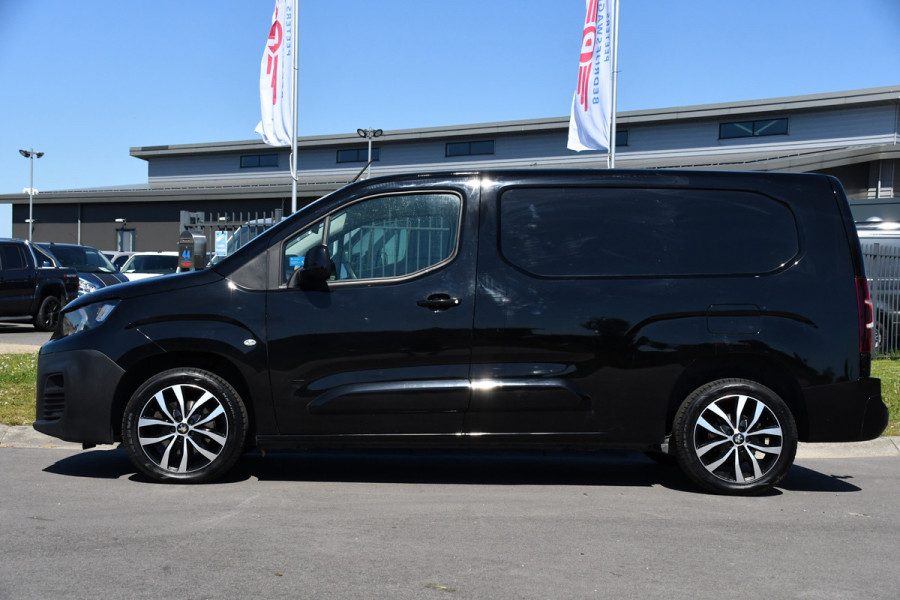Peugeot Partner 1.5 BlueHDI L2 Black Edition Camera, Cruise, Stoelverwarming, 130PK, Automaat, Trekhaak, Stand kachel, Uniek!