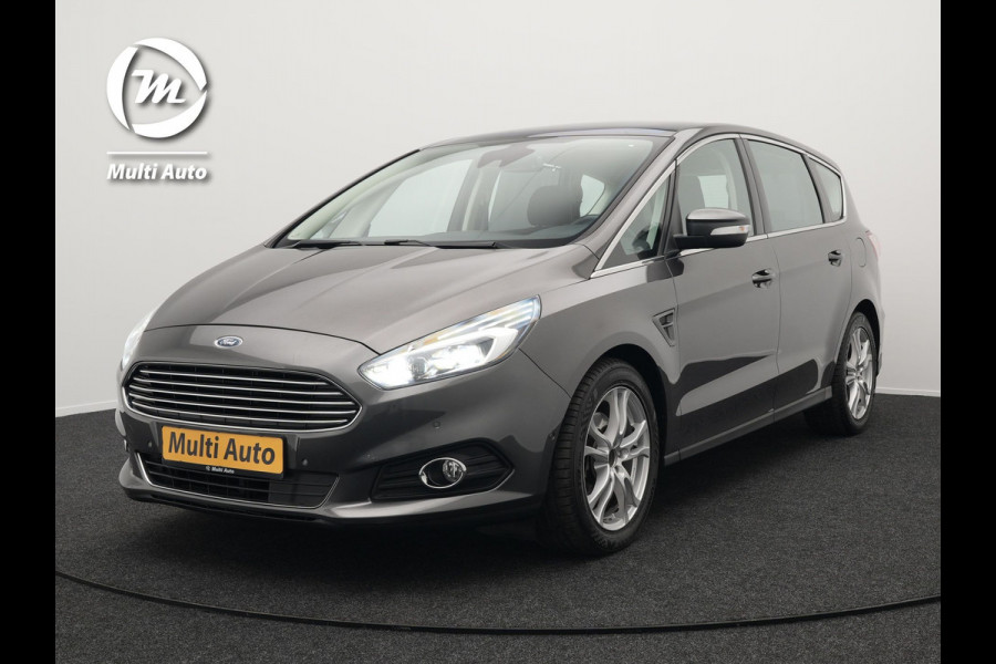 Ford S-Max 2.0 Titanium Automaat 7-Persoons | Trekhaak Afneembaar Panodak | Navigatie | Carplay | Sfeerverlichting | DAB | Camera | Cruise Control | Elektrische Achterklep |
