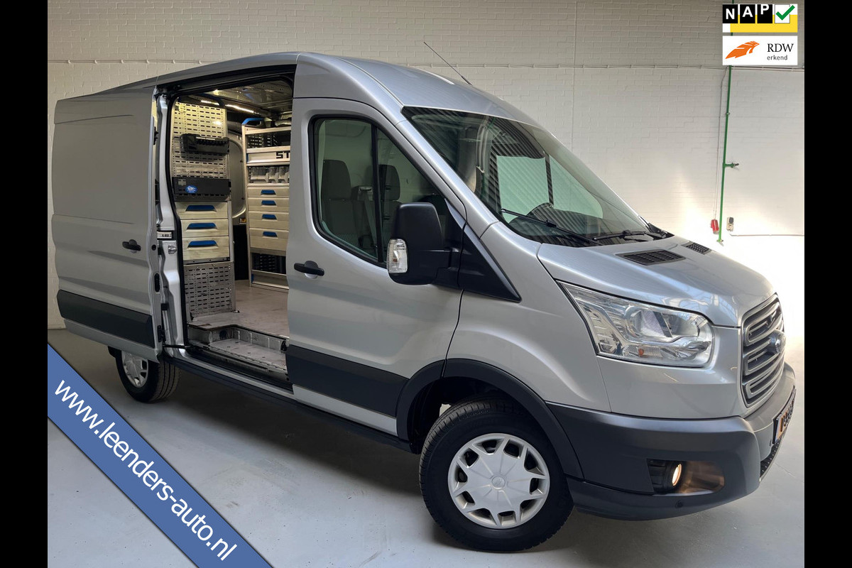 Ford Transit Werkplaats 350 2.0 TDCI 130pk euro6 L2H2 3Persoons Trend Servicewagen Sortimo inrichting Camera RIJKLAARPRIJS! Ford Transit Werkplaats 350 2.0 TDCI 130pk euro6 L2H2 3Persoons Trend Servicewagen Sortimo inrichting Camera RIJKLAARPRIJS!