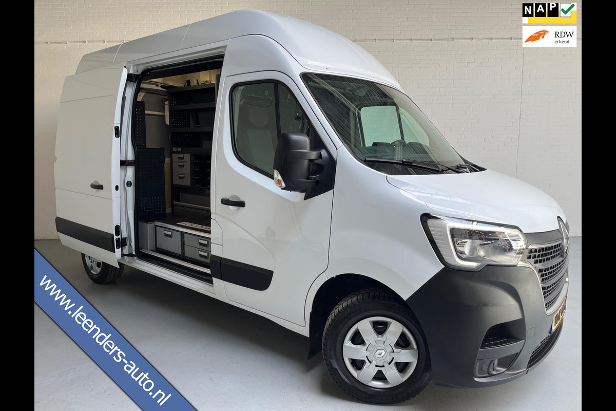 Renault Master Nieuw Model Servicewagen T35 2.3 dCi 135 L2H3 Extra hoog 2xSchuifdeur Modul kasten Omvormer Trekhaak RIJKLAARPRIJS! Renault Master Nieuw Model Servicewagen T35 2.3 dCi 135 L2H3 Extra hoog 2xSchuifdeur Modul kasten Omvormer Trekhaak RIJKLAARPRIJS!