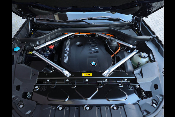 BMW X5 50e xDrive *M Sport Pro*Pano*Trekhaak*Massage*