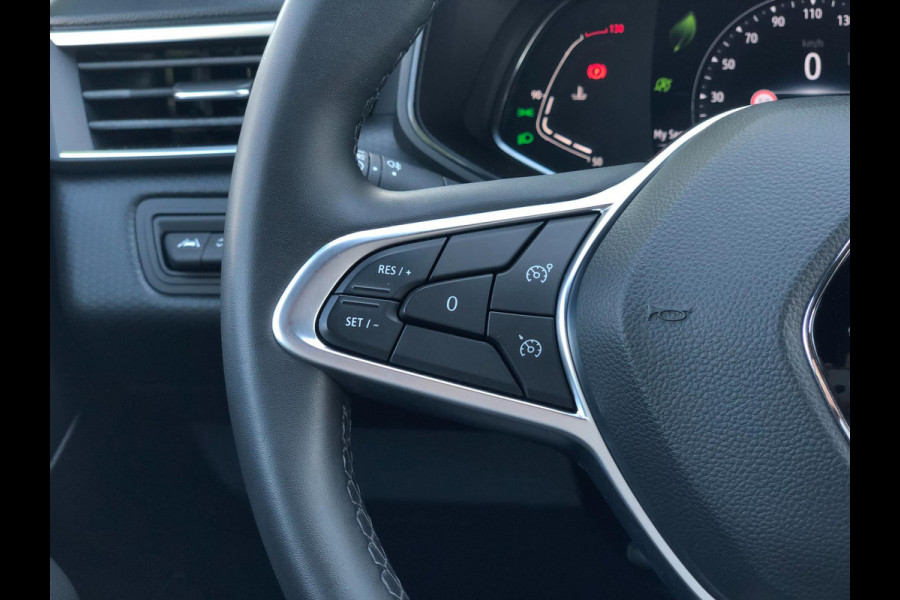 Renault Clio 1.0 TCe Intens | Navi, Camera, Carplay/Android, PDC, Cruise, DAB, Half leder | NAP | Dealeronderhouden |