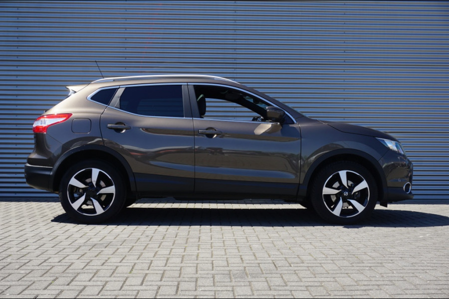 Nissan QASHQAI 116PK N-Connecta AUTOMAAT 360CAMERA | KEYLESS | PANO | STOELVERW
