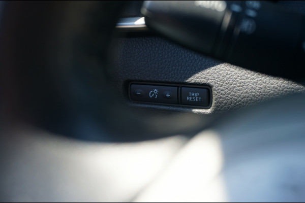 Nissan QASHQAI 116PK N-Connecta AUTOMAAT 360CAMERA | KEYLESS | PANO | STOELVERW