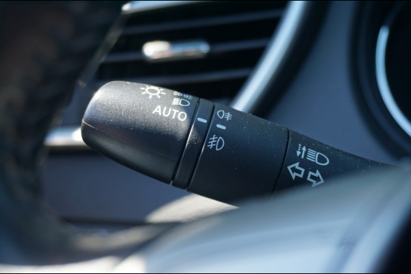 Nissan QASHQAI 116PK N-Connecta AUTOMAAT 360CAMERA | KEYLESS | PANO | STOELVERW