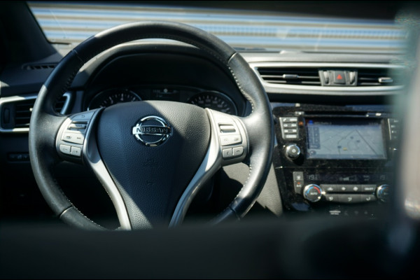 Nissan QASHQAI 116PK N-Connecta AUTOMAAT 360CAMERA | KEYLESS | PANO | STOELVERW