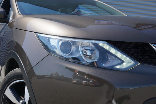 Nissan QASHQAI 116PK N-Connecta AUTOMAAT 360CAMERA | KEYLESS | PANO | STOELVERW