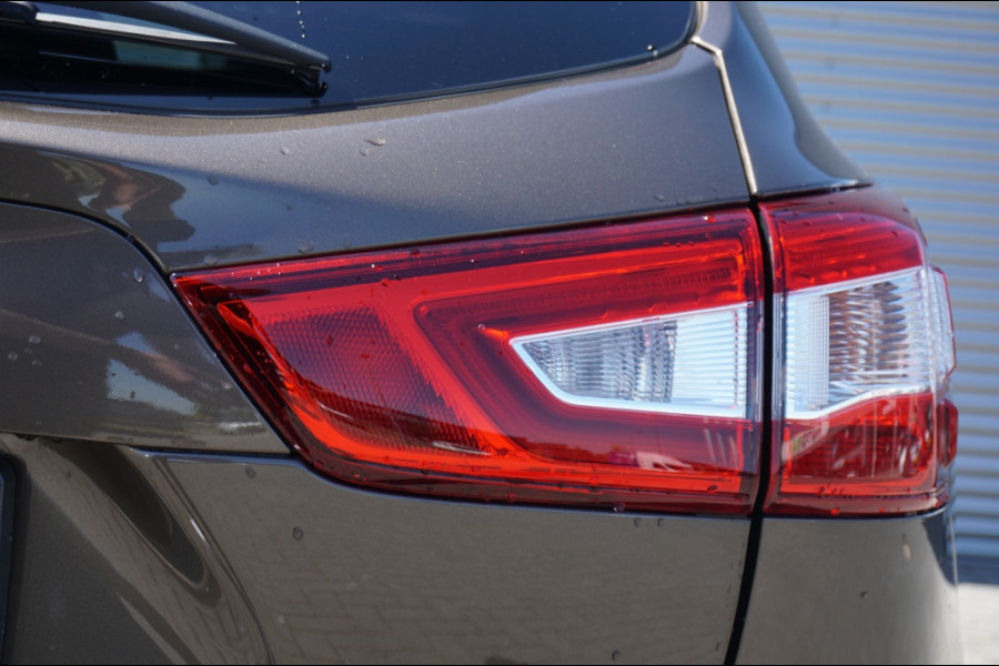 Nissan QASHQAI 116PK N-Connecta AUTOMAAT 360CAMERA | KEYLESS | PANO | STOELVERW