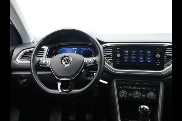 Volkswagen T-Roc 1.0 TSI 110pk Style Virtual Cockpit Clima Pdc Carplay 104