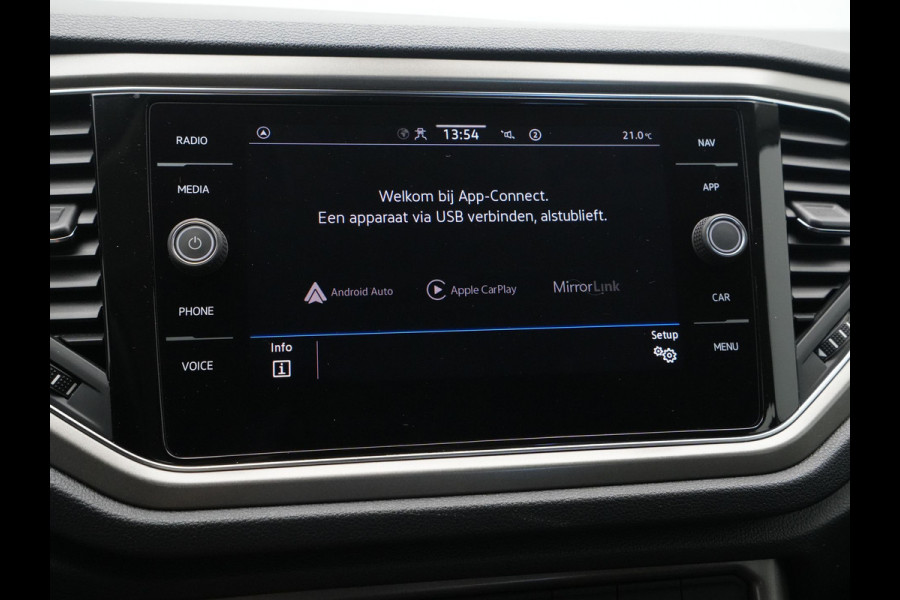 Volkswagen T-Roc 1.0 TSI 110pk Style Virtual Cockpit Clima Pdc Carplay 104