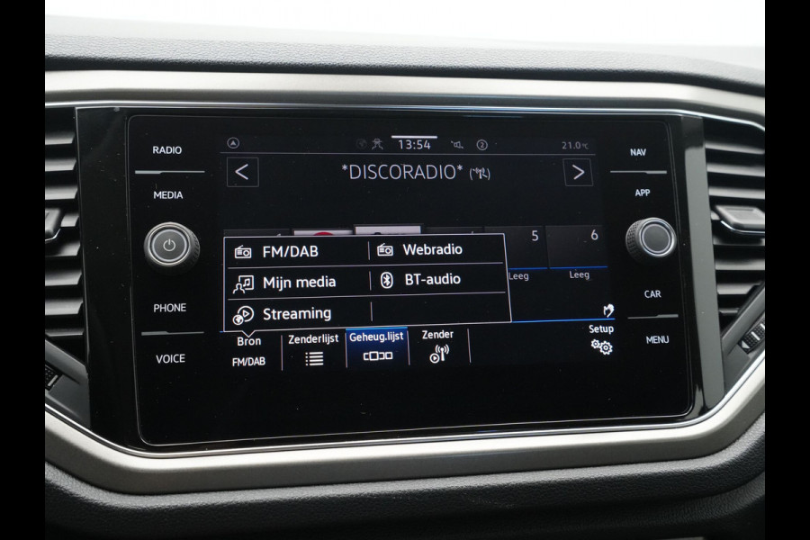 Volkswagen T-Roc 1.0 TSI 110pk Style Virtual Cockpit Clima Pdc Carplay 104