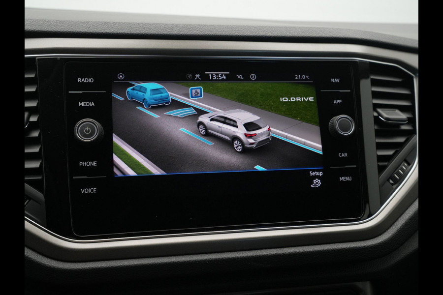 Volkswagen T-Roc 1.0 TSI 110pk Style Virtual Cockpit Clima Pdc Carplay 104
