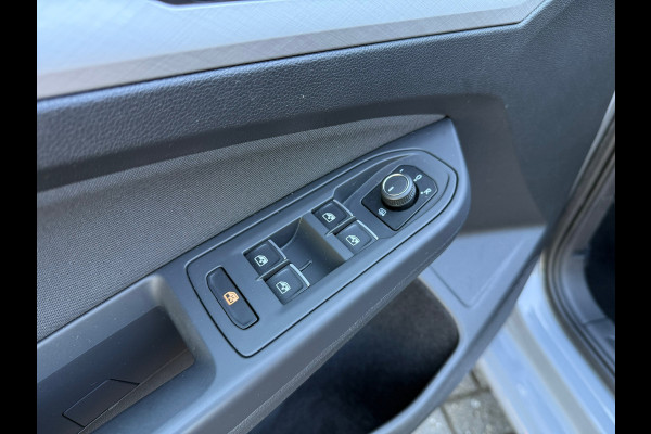 Volkswagen GOLF Variant 1.0 eTSI Life - Automaat - Navi - Panoramadak - Trekhaak - Org.NL