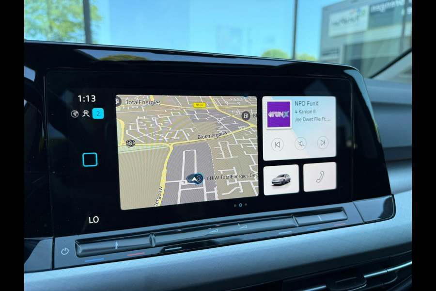 Volkswagen GOLF Variant 1.0 eTSI Life - Automaat - Navi - Panoramadak - Trekhaak - Org.NL