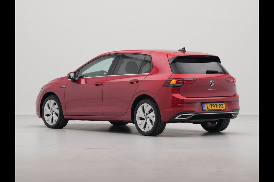 Volkswagen Golf 1.5 TSI 130pk Style Navigatie Acc Pdc Led 111