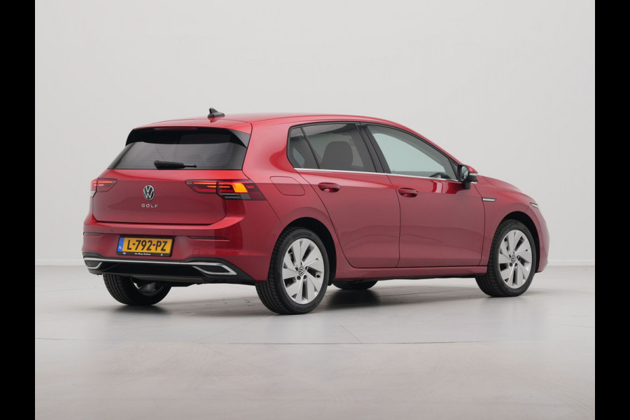 Volkswagen Golf 1.5 TSI 130pk Style Navigatie Acc Pdc Led 111