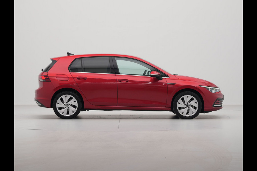 Volkswagen Golf 1.5 TSI 130pk Style Navigatie Acc Pdc Led 111