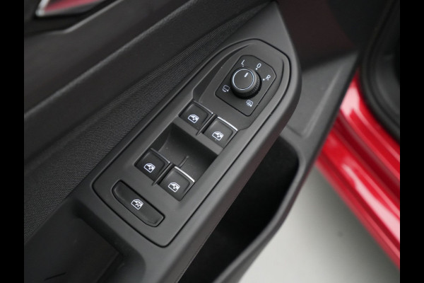 Volkswagen Golf 1.5 TSI 130pk Style Navigatie Acc Pdc Led 111