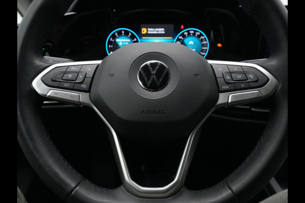 Volkswagen Golf 1.5 TSI 130pk Style Navigatie Acc Pdc Led 111