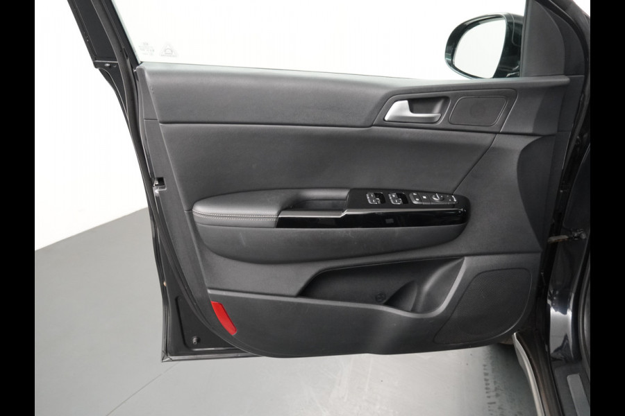 Kia Sportage 1.6 T-GDI 4WD GT-Line Automaat! - Climate Control - Cruise Control - Navigatie - Stoel/Stuur Verwarming - Leder - Lichtmetalen Velgen - Bovag Garantie