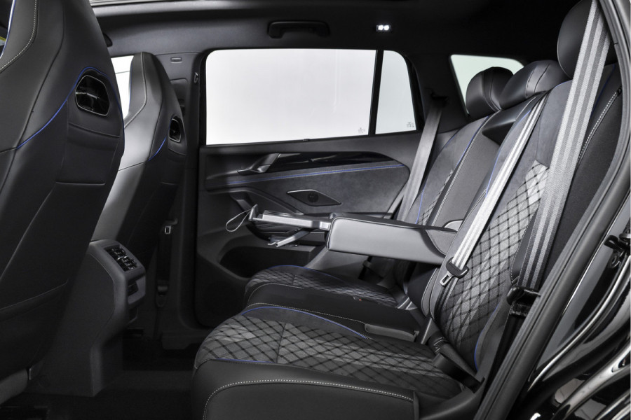 Volkswagen Tayron 1.5 eHybrid R-Line Edition - Automaat | Black Style Pakket | S/K-Panodak | Dig. Cockpit | Adapt. Cruise | Stoel-+Stuurverw. | PDC | Camera | App. Connect | ECC | Elek. Klep | DAB | LM 20" | 3197