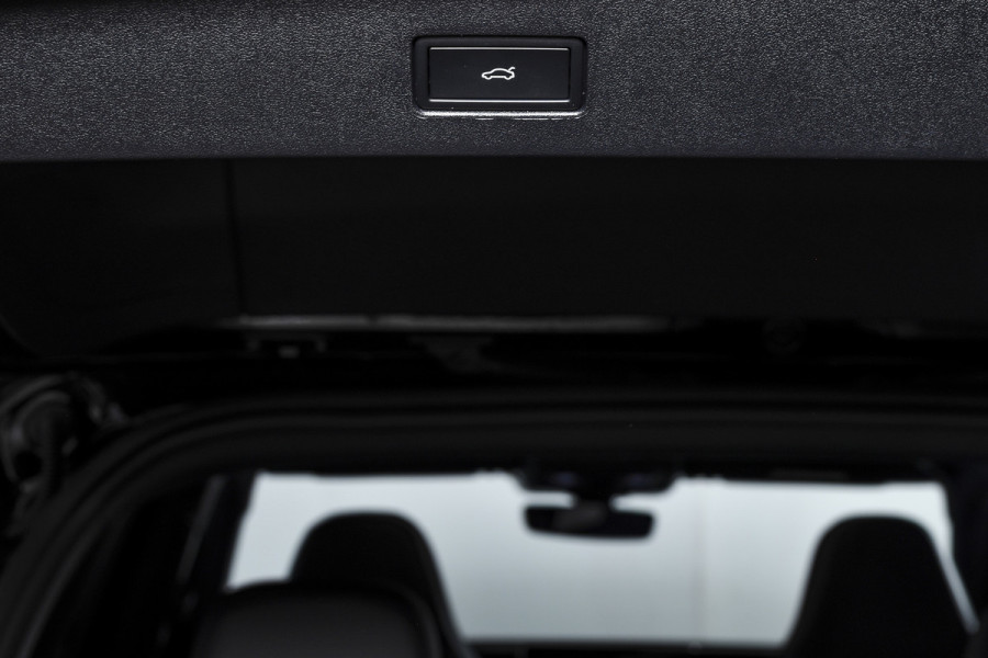 Volkswagen Tayron 1.5 eHybrid 272 PK R-Line Edition - Automaat | Black Style Pakket | S/K-Panodak | Dig. Cockpit | Adapt. Cruise | Stoel-+Stuurverw. | PDC | Camera | App. Connect | ECC | Elek. Klep | DAB | LM 20" | 3119