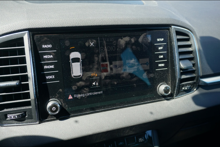 Škoda Karoq 116PK TREKHAAK | 4S BAND | CLIMA | CARPLAY | PARK.SENS V+A!