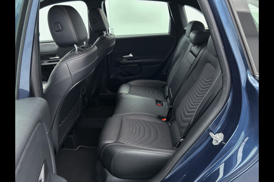 Mercedes-Benz B-Klasse 160 Advantage | Lichtmetalen velgen | Navigatie | Parking support | Inclusief 24 maanden MB Certified garantie voor Europa