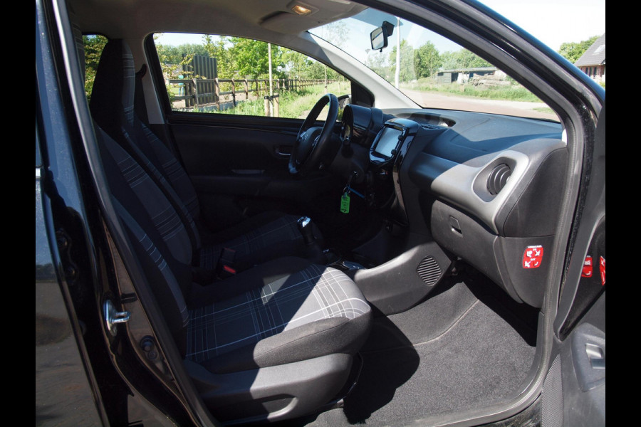 Peugeot 108 1.0 e-VTi Allure | Bluetooth | Airco | Elektrische ramen |