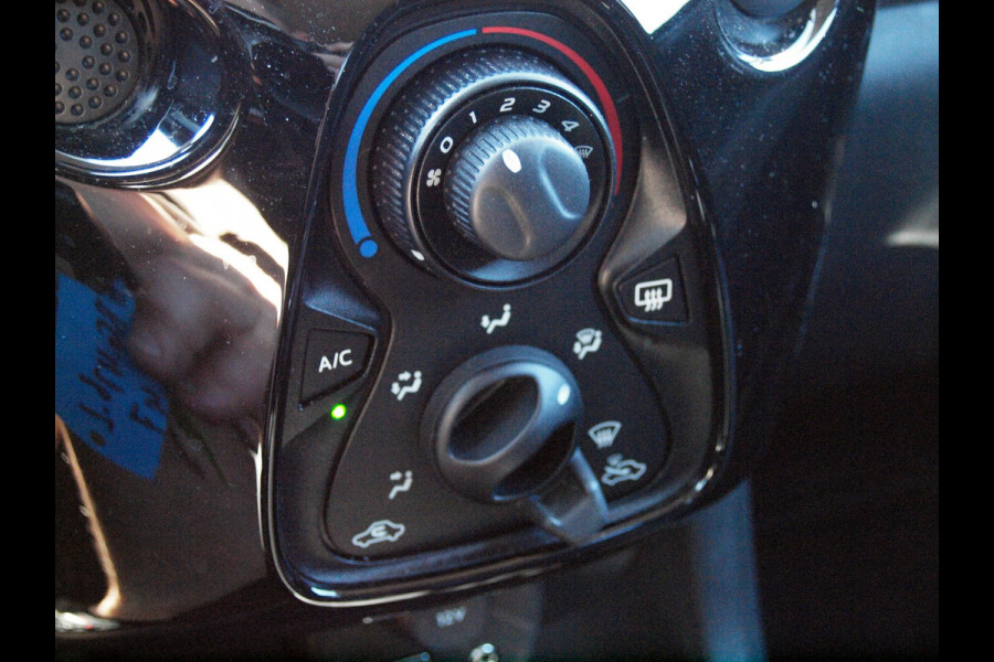 Peugeot 108 1.0 e-VTi Allure | Bluetooth | Airco | Elektrische ramen |