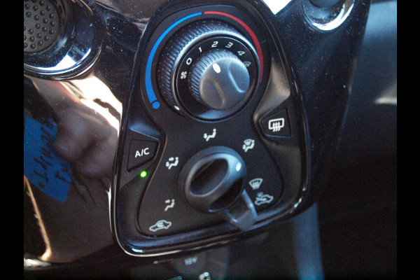 Peugeot 108 1.0 e-VTi Allure | Bluetooth | Airco | Elektrische ramen |