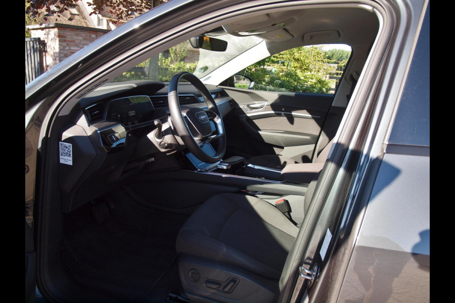 Audi e-tron Sportback 55 quattro Business edition 95 kWh | Camera | Apple Carplay | Cruise Control | 21 inch |