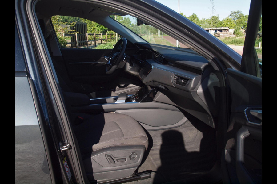 Audi e-tron Sportback 55 quattro Business edition 95 kWh | Camera | Apple Carplay | Cruise Control | 21 inch |