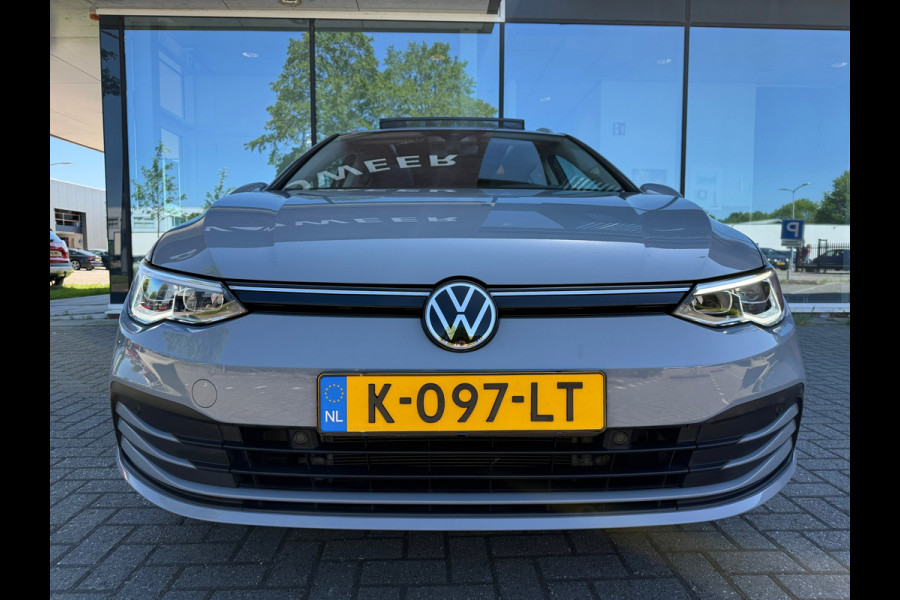 Volkswagen GOLF Variant 1.0 eTSI Life - Automaat - Navi - Panoramadak - Trekhaak - Org.NL