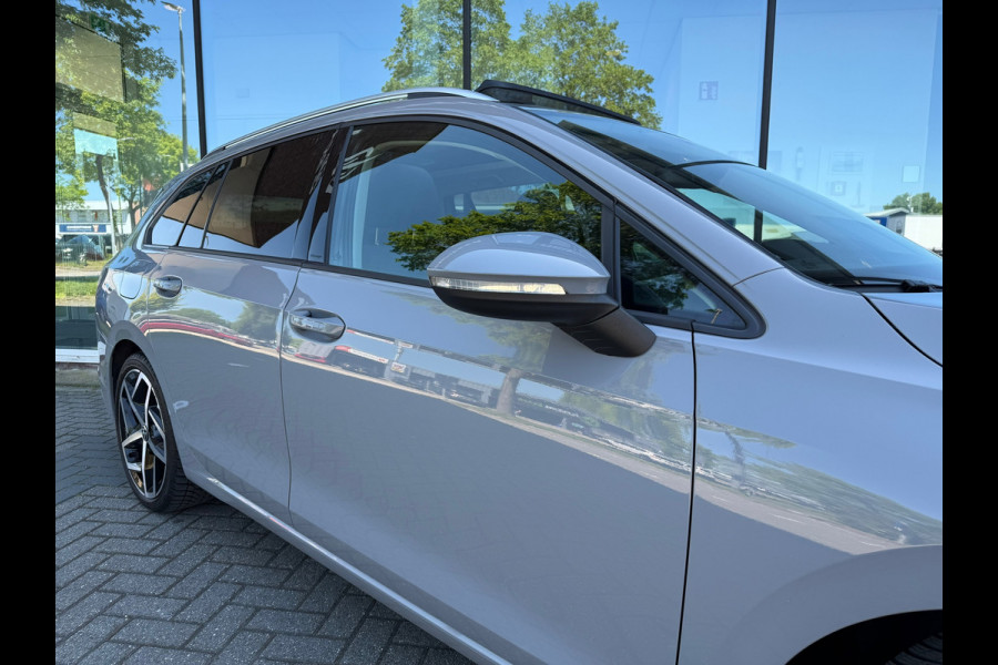 Volkswagen GOLF Variant 1.0 eTSI Life - Automaat - Navi - Panoramadak - Trekhaak - Org.NL