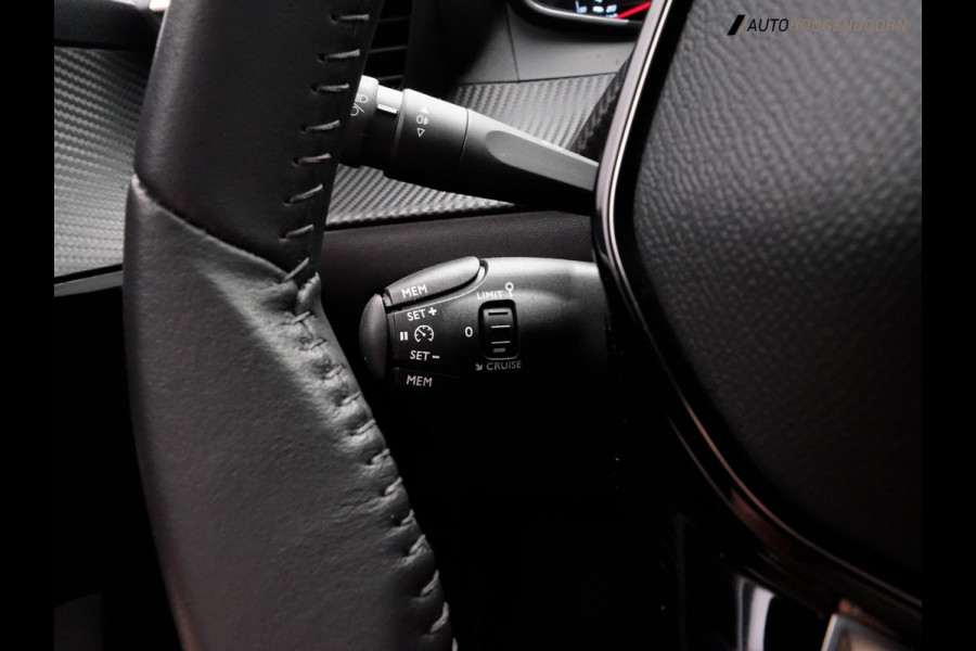 Peugeot 208 1.2 PureTech Allure (APPLE CARPLAY,LED VERLICHTING,PARKEERSENSOREN,CRUISE,CLIMATE,LM-VELGEN,NIEUWE APK,TOPCONDITIE)