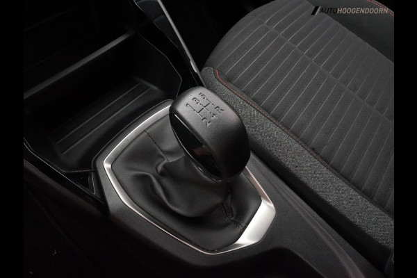 Peugeot 208 1.2 PureTech Allure (APPLE CARPLAY,LED VERLICHTING,PARKEERSENSOREN,CRUISE,CLIMATE,LM-VELGEN,NIEUWE APK,TOPCONDITIE)