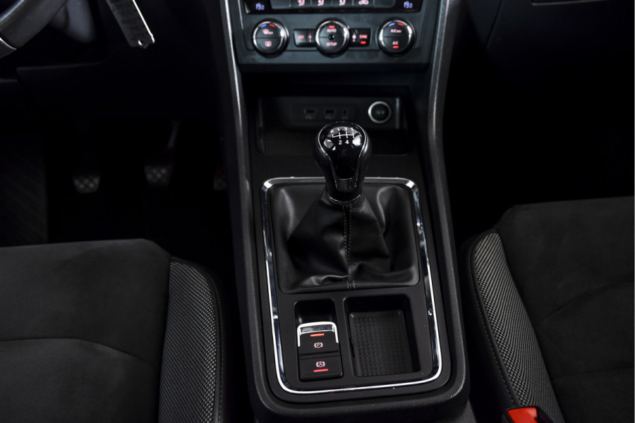 Seat Ateca 1.0 EcoTSI 115 PK Style Business Intense (Orig. NL) | Adapt.Cruise | Camera | PDC | NAV + App.Connect | Auto.Airco | LED | LM 18" |