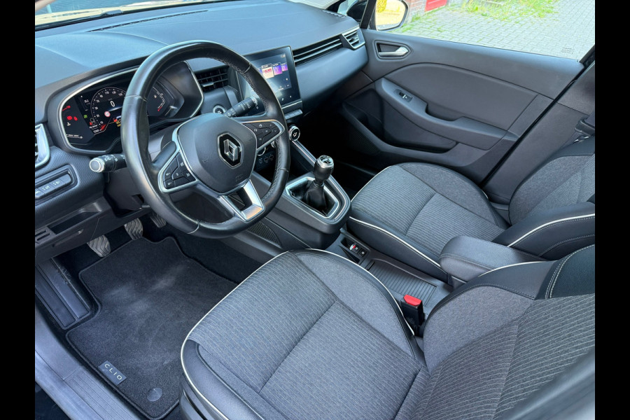 Renault Clio 1.0 TCe Intens - Navi - Climate - Parkeerhulp - 17"LMV - Org.NL