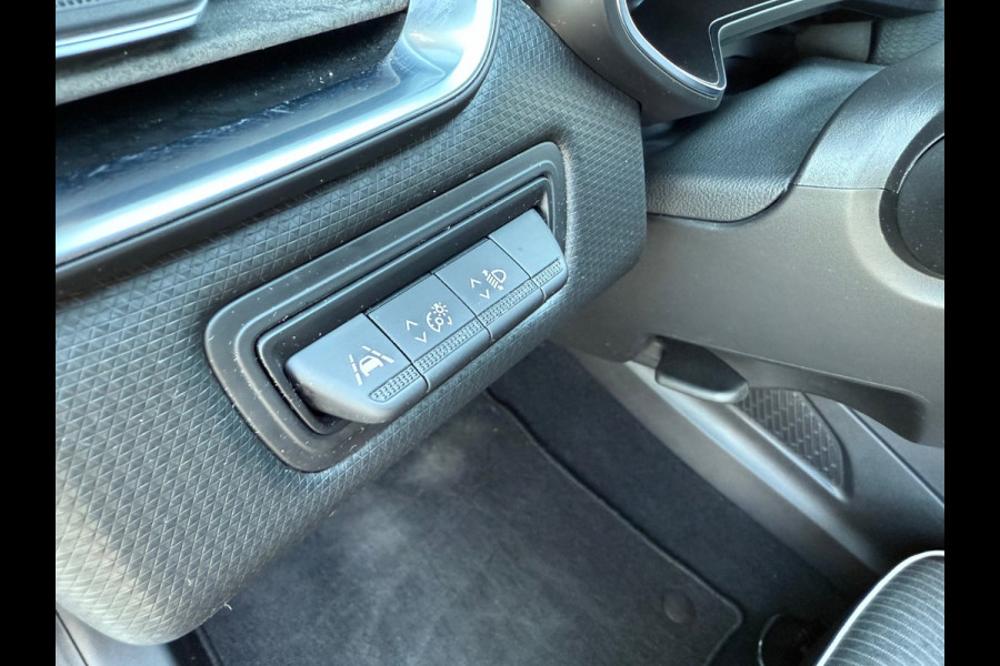 Renault Clio 1.0 TCe Intens - Navi - Climate - Parkeerhulp - 17"LMV - Org.NL