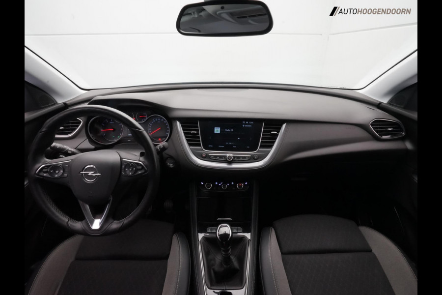 Opel Grandland X 1.2 Turbo Business Executive (APPLE CARPLAY,LED,DODEHOEK,KEYLESS,STUUR-STOELVERWARMING,PARKEERSENSOREN,TREKHAAK)