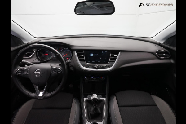 Opel Grandland X 1.2 Turbo Business Executive (APPLE CARPLAY,LED,DODEHOEK,KEYLESS,STUUR-STOELVERWARMING,PARKEERSENSOREN,TREKHAAK)