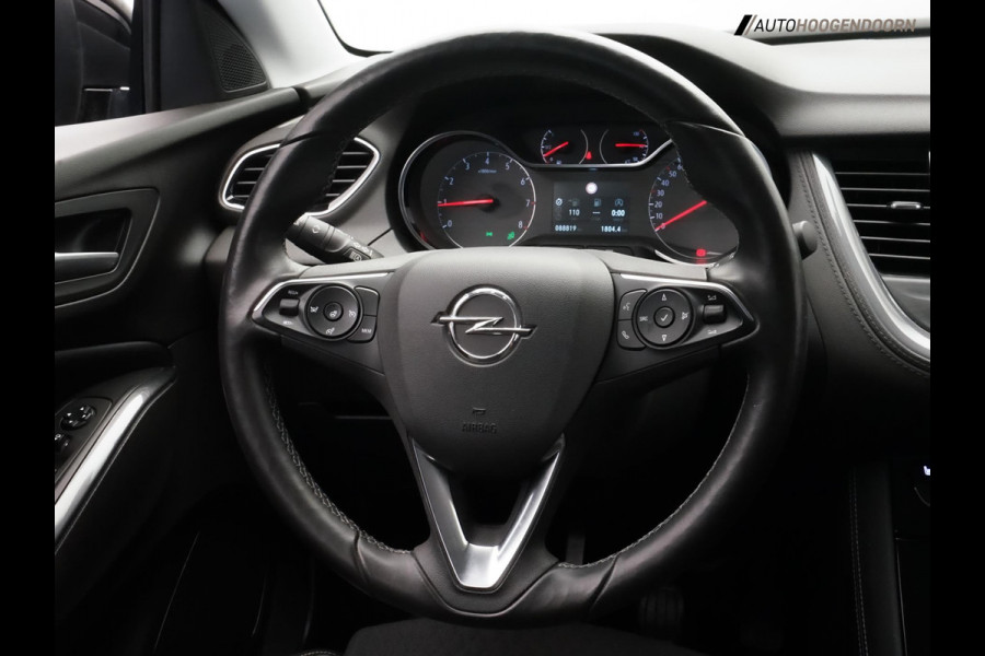 Opel Grandland X 1.2 Turbo Business Executive (APPLE CARPLAY,LED,DODEHOEK,KEYLESS,STUUR-STOELVERWARMING,PARKEERSENSOREN,TREKHAAK)