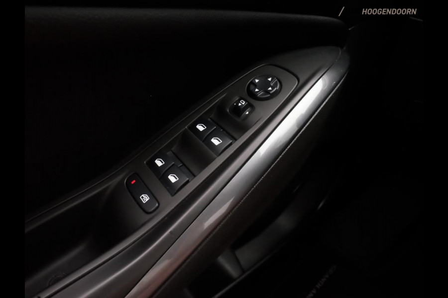 Opel Grandland X 1.2 Turbo Business Executive (APPLE CARPLAY,LED,DODEHOEK,KEYLESS,STUUR-STOELVERWARMING,PARKEERSENSOREN,TREKHAAK)
