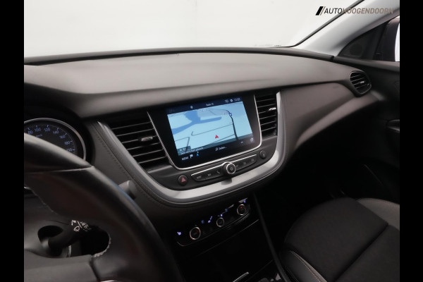Opel Grandland X 1.2 Turbo Business Executive (APPLE CARPLAY,LED,DODEHOEK,KEYLESS,STUUR-STOELVERWARMING,PARKEERSENSOREN,TREKHAAK)